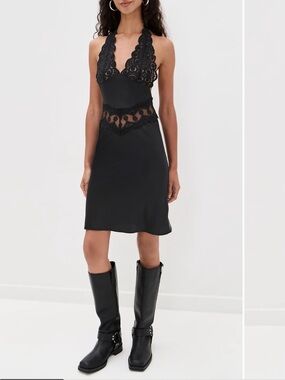 SOLD OUT LIONESS SOLANA MIDI DRESS SIZE XL BLACK